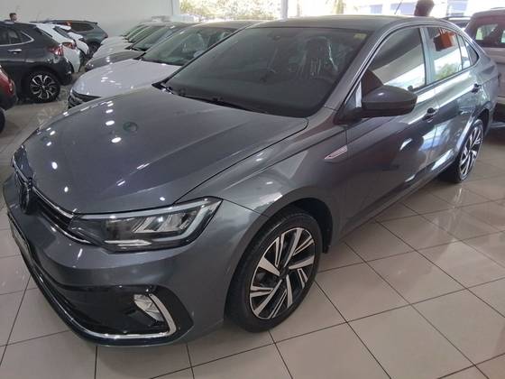 VOLKSWAGEN VIRTUS 1.0 200 TSI HIGHLINE AUTOMÁTICO